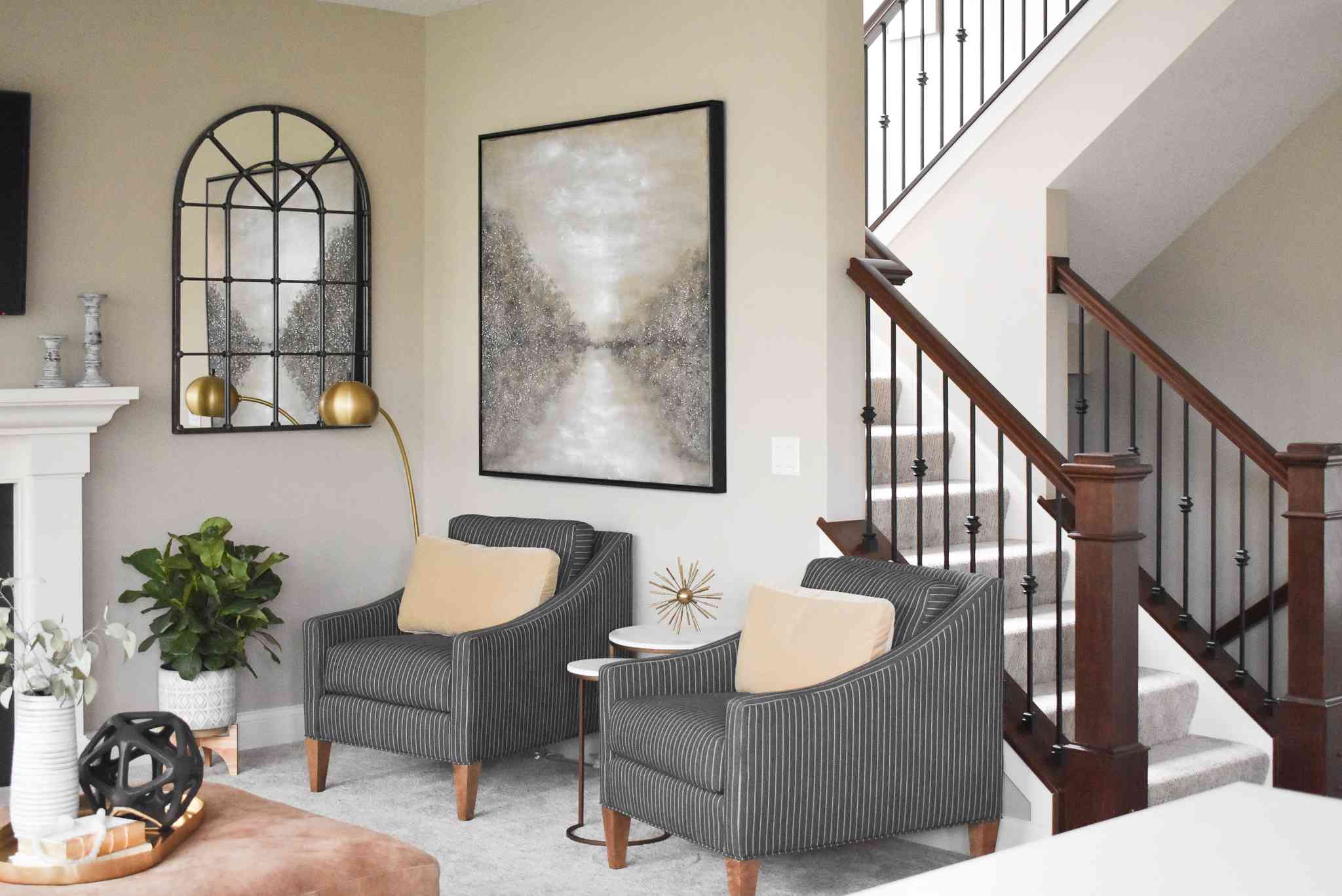 客厅地毯的想法金色和灰色