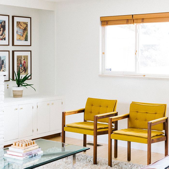 茉莉·贝文的客厅