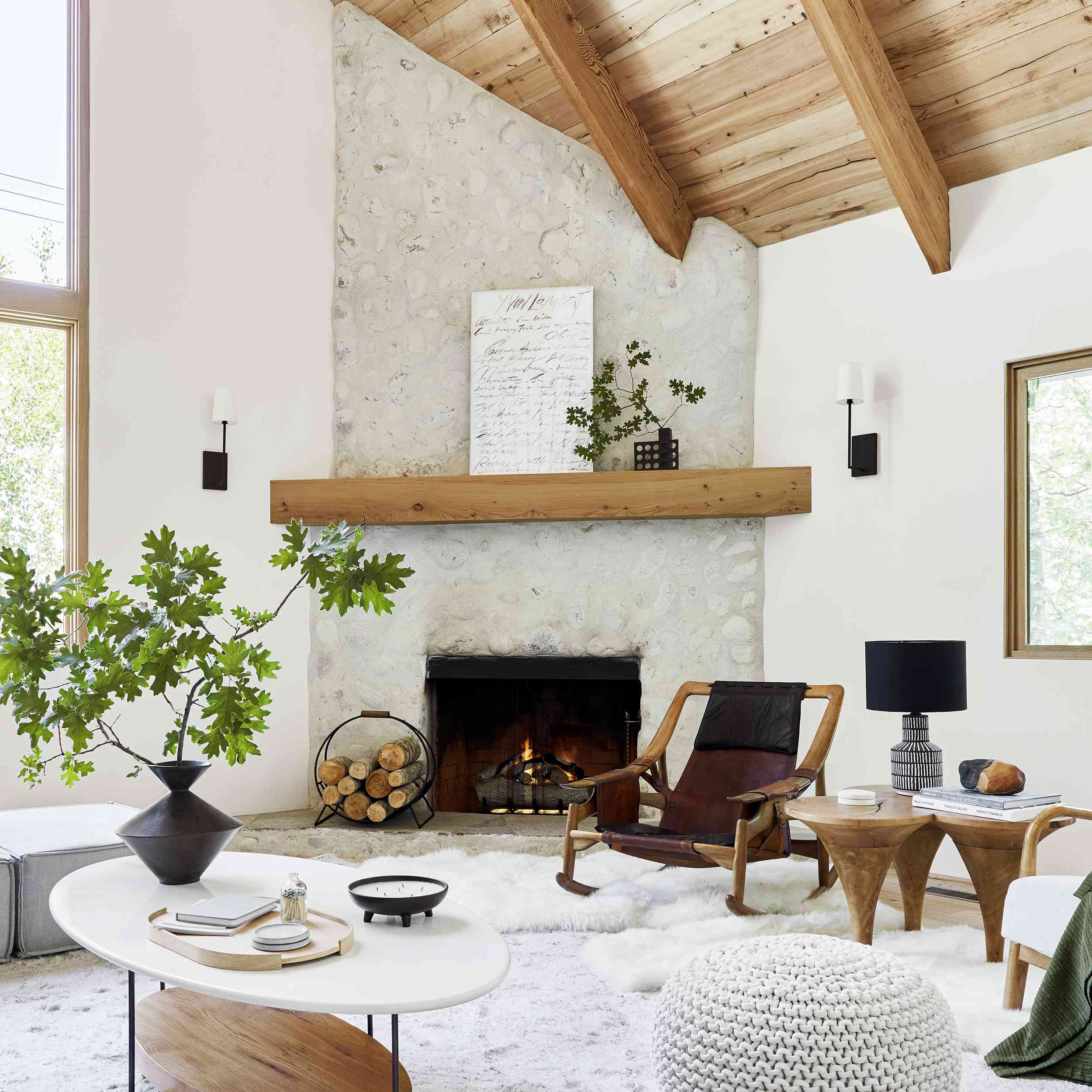 艾米莉·亨德森客厅“class=