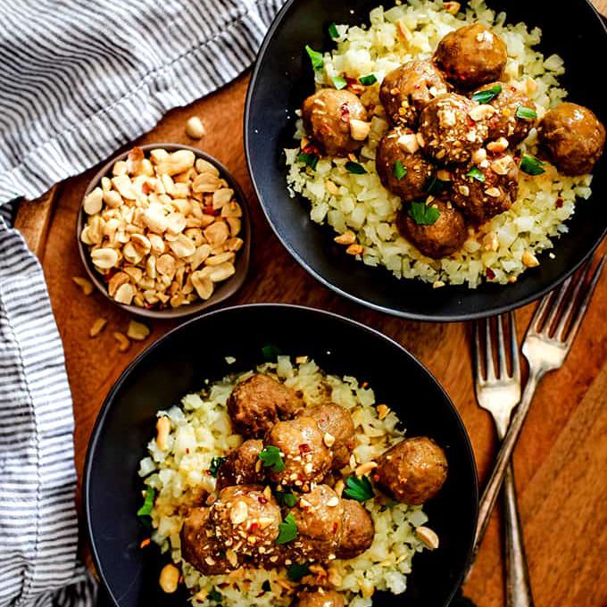 慢炖泰国辣椒花生肉丸