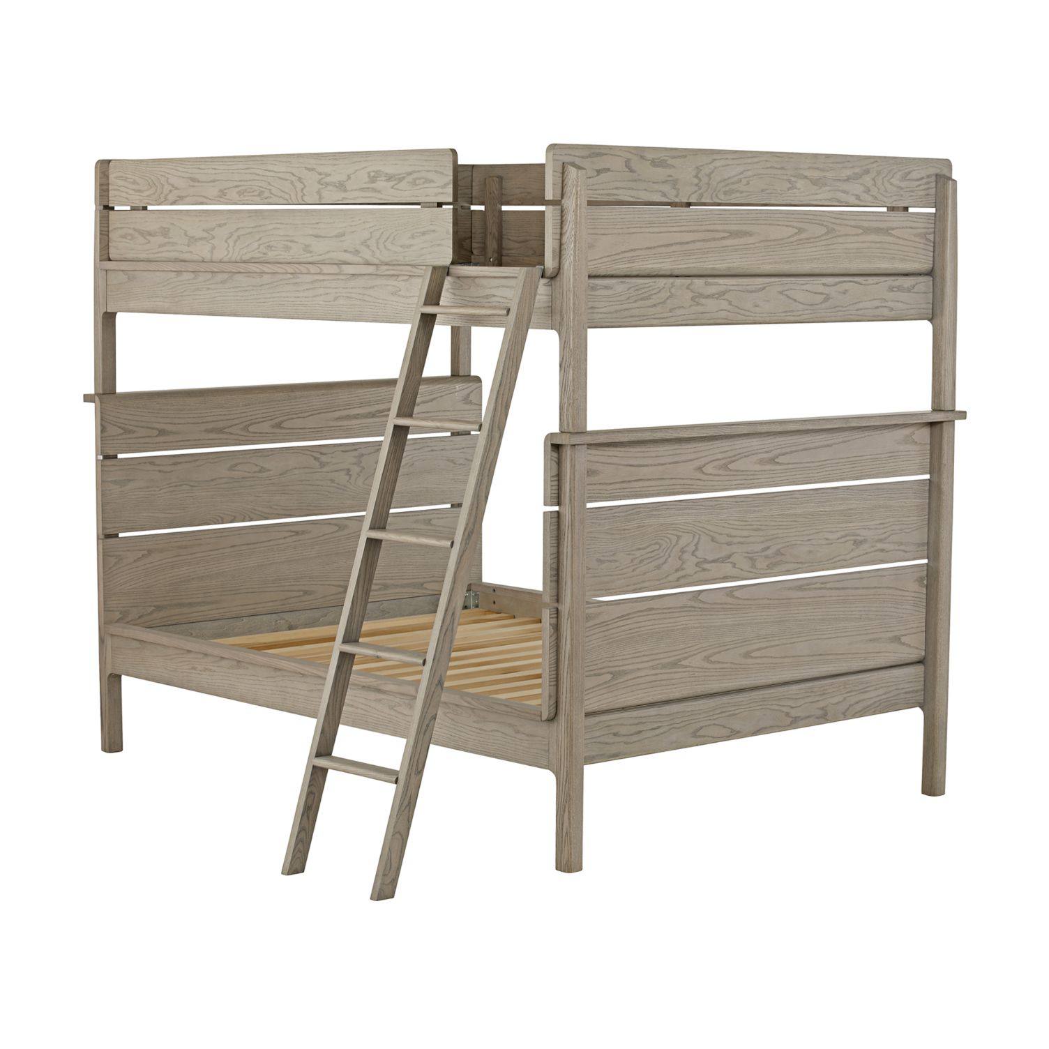 板条箱和小孩用的赖特伍德灰把双层床弄脏了