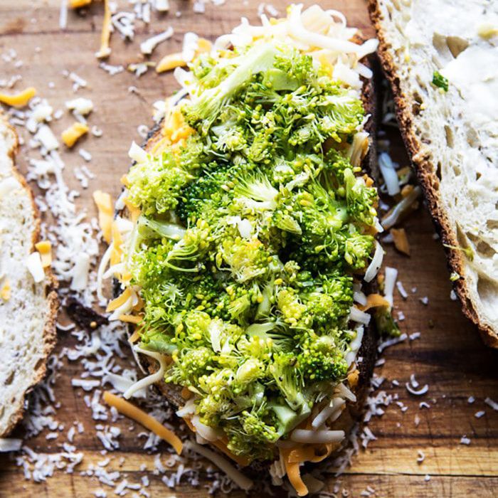 健康烤奶酪三明治