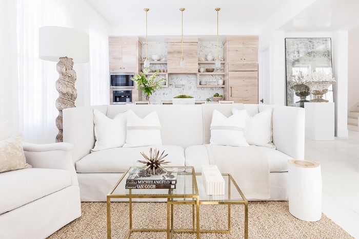 客厅改造的Alys海滩的家