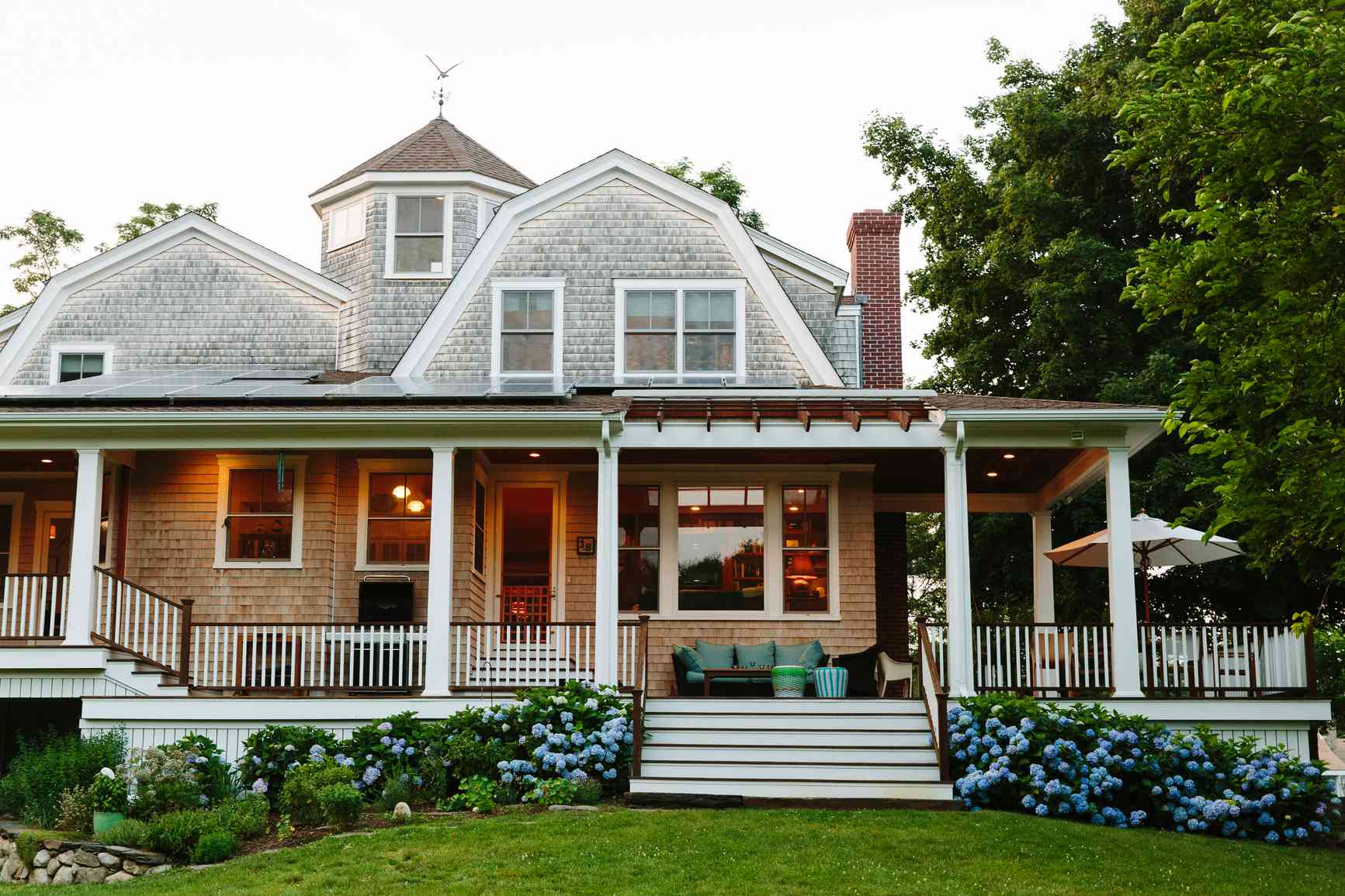 新英格兰工匠住宅外观。