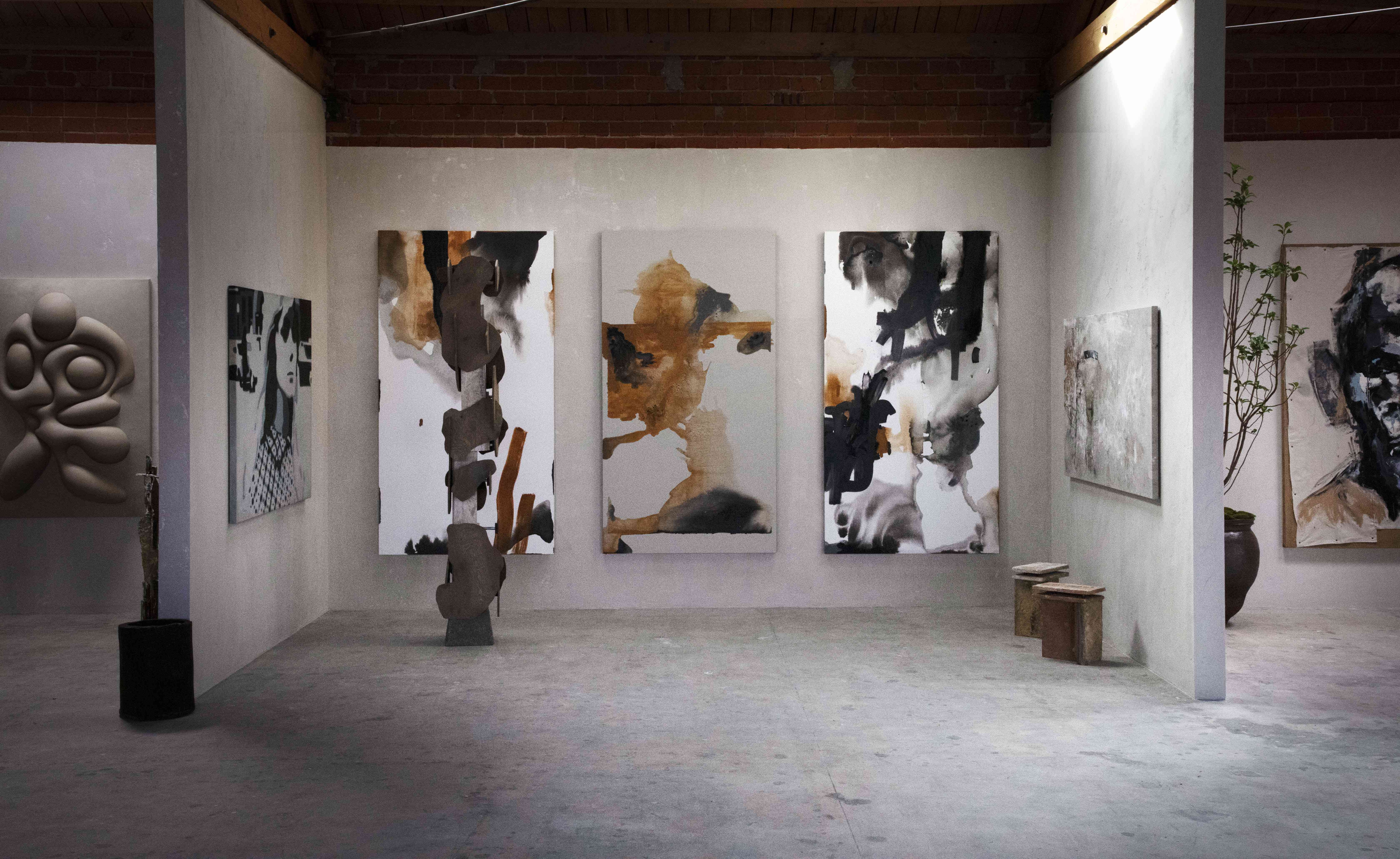 展览中的墙艺术。