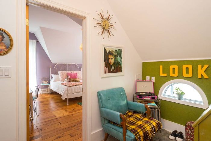 里面是韦斯安德森主题的Airbnb