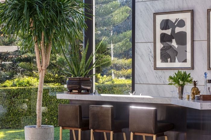 艾伦·德杰尼勒斯贝弗利山庄的|酒吧