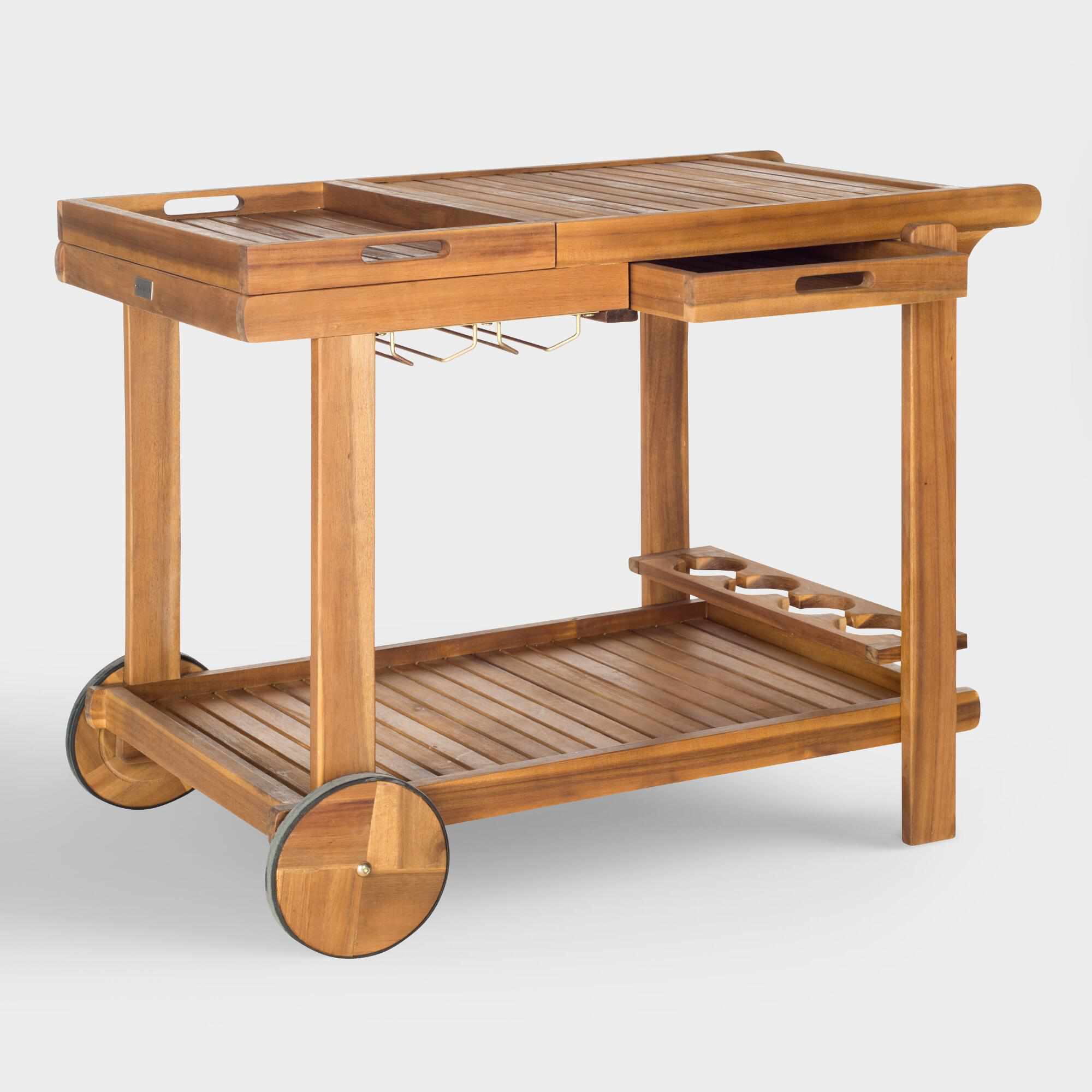 木制户外酒吧车