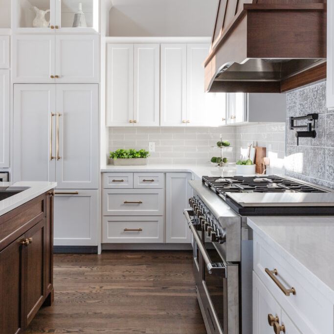 硬木地板修补厨房