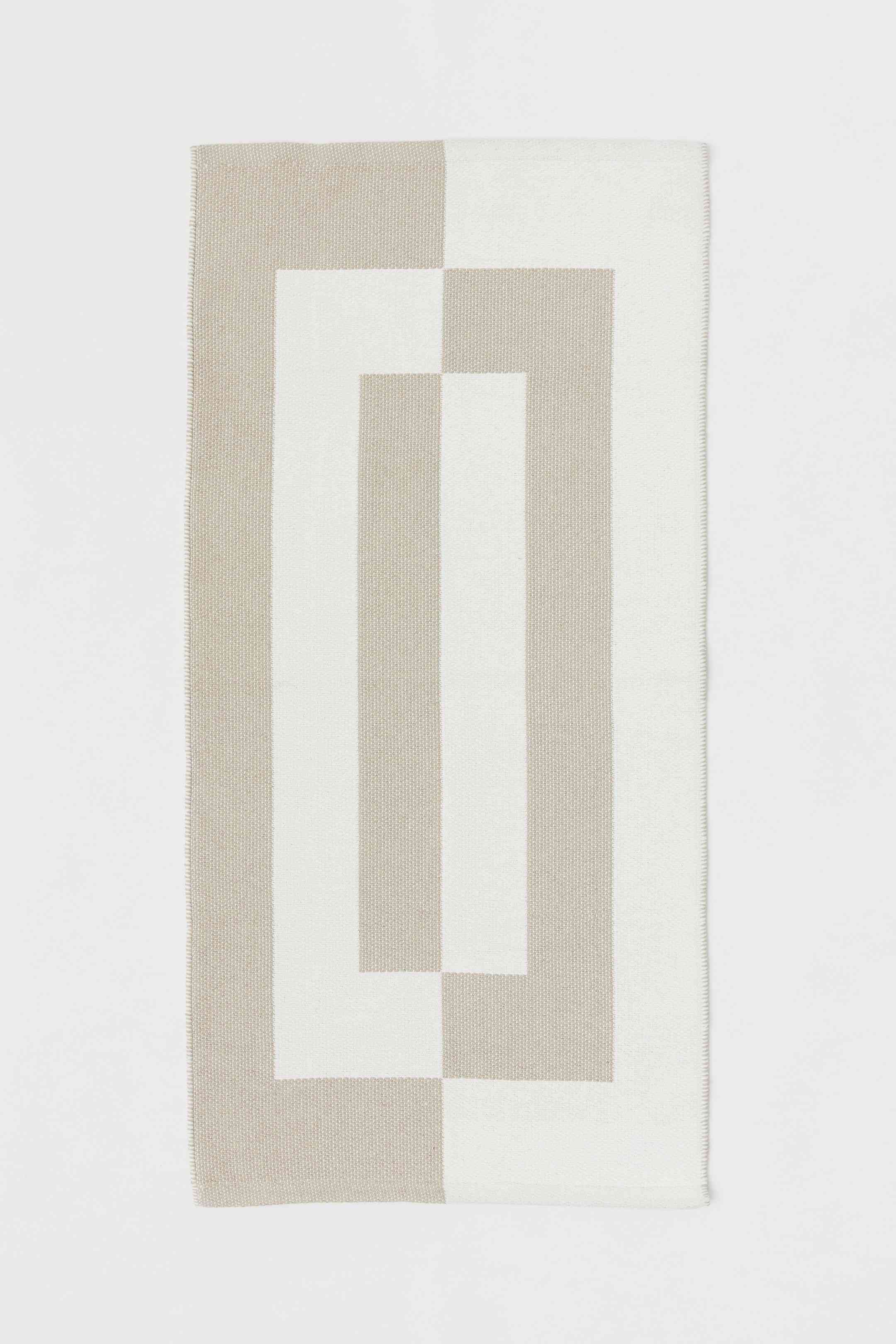 H&M雅格特图案的棉地毯