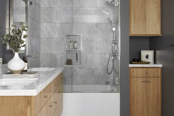 木制梳妆台浴室