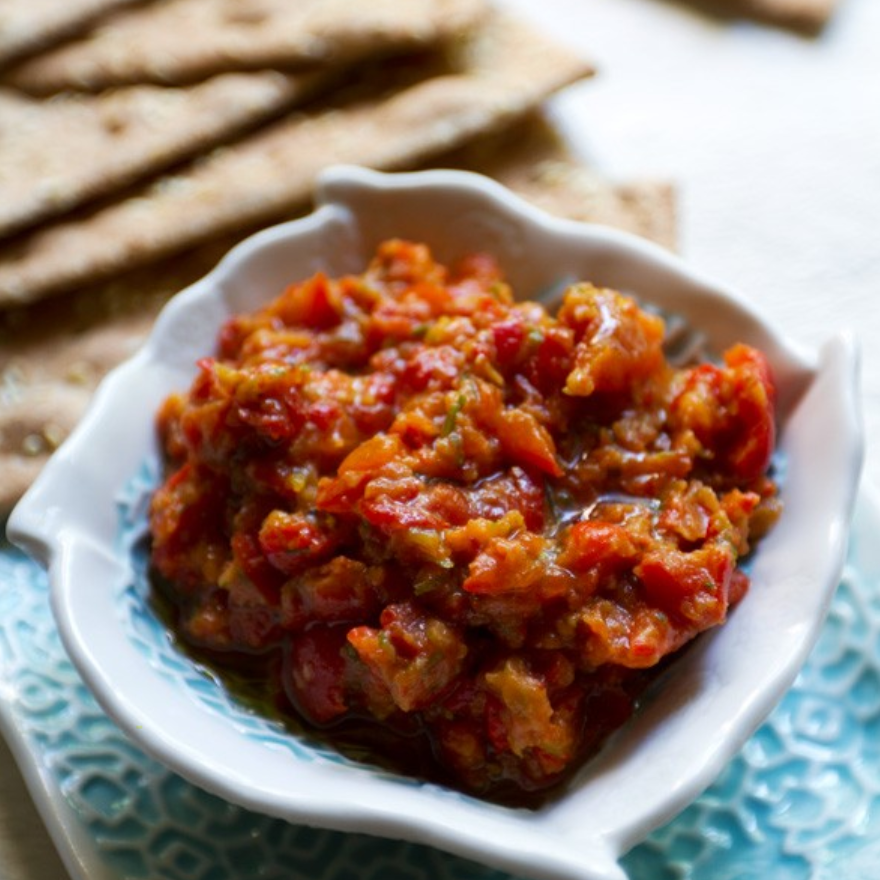 Ajvar(烤茄子和胡椒酱)