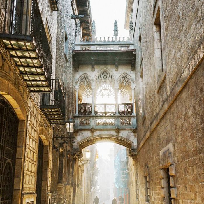 在西班牙巴塞罗那的小巷。