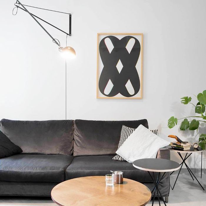 现代的黑色和白色的客厅