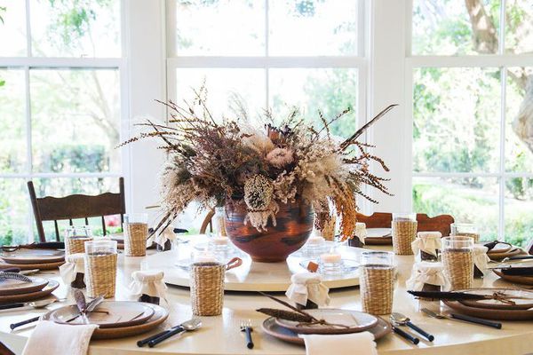 秋天假日桌装饰