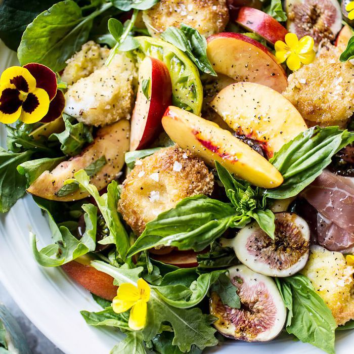 健康菜肴夏季 - 卡普雷塞沙拉