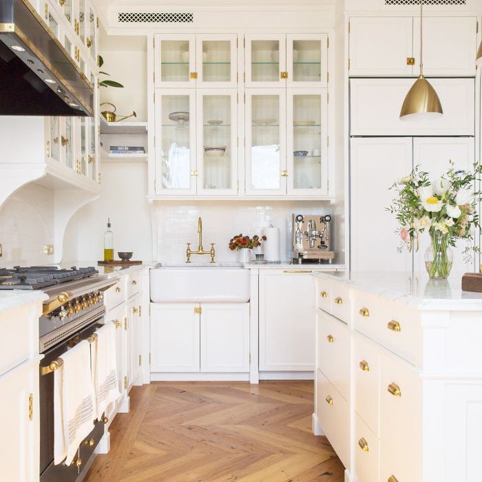 豪华厨房全白柜