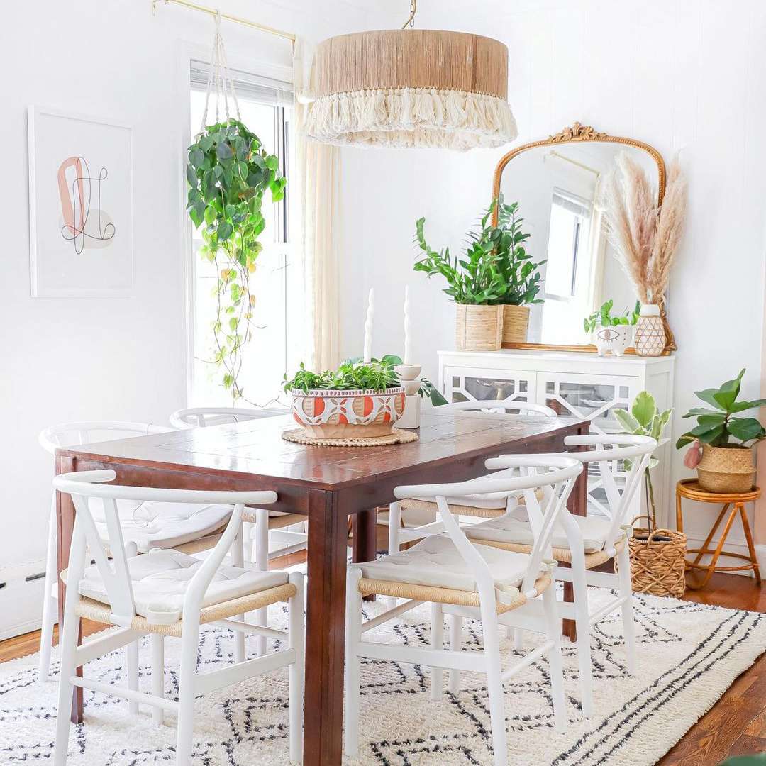 餐厅与植物和波西米德莱尔。