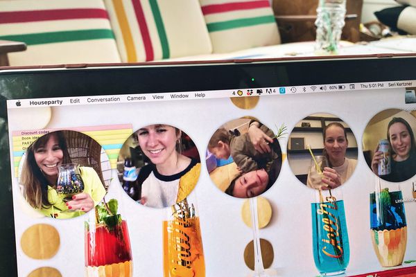 与您的朋友在zoom  -  zoom派对上的景点