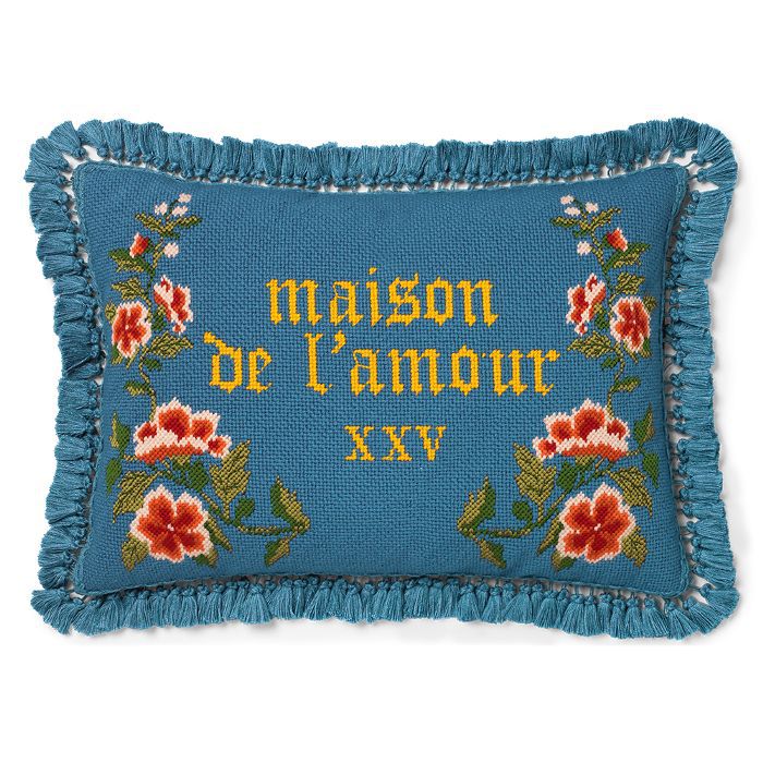 古驰(Gucci)的荷花靠垫