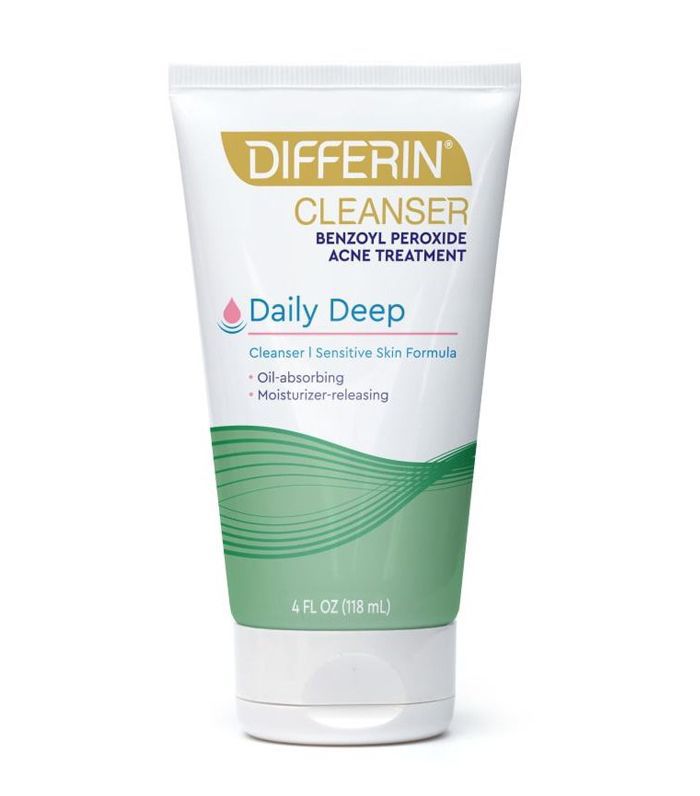 白色和绿色的管达芙日报深层洁面乳的。