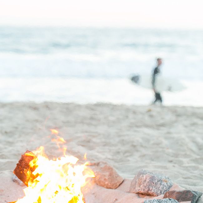 沙滩篝火