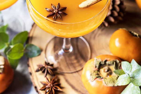 秋季鸡尾酒-香料柿子波本老式