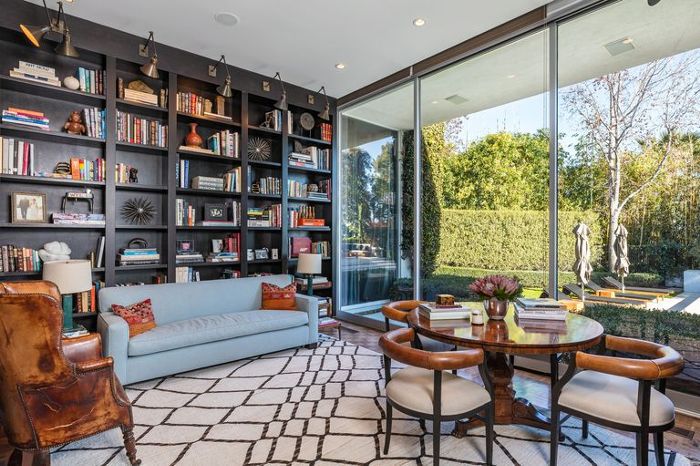 艾伦·德杰尼勒斯贝弗利山庄的家|图书馆