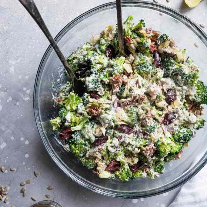 地中海低碳凉拌西兰花