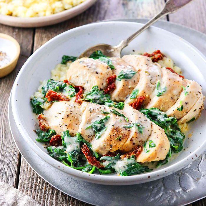 奶油托斯卡纳鸡肉和土豆泥