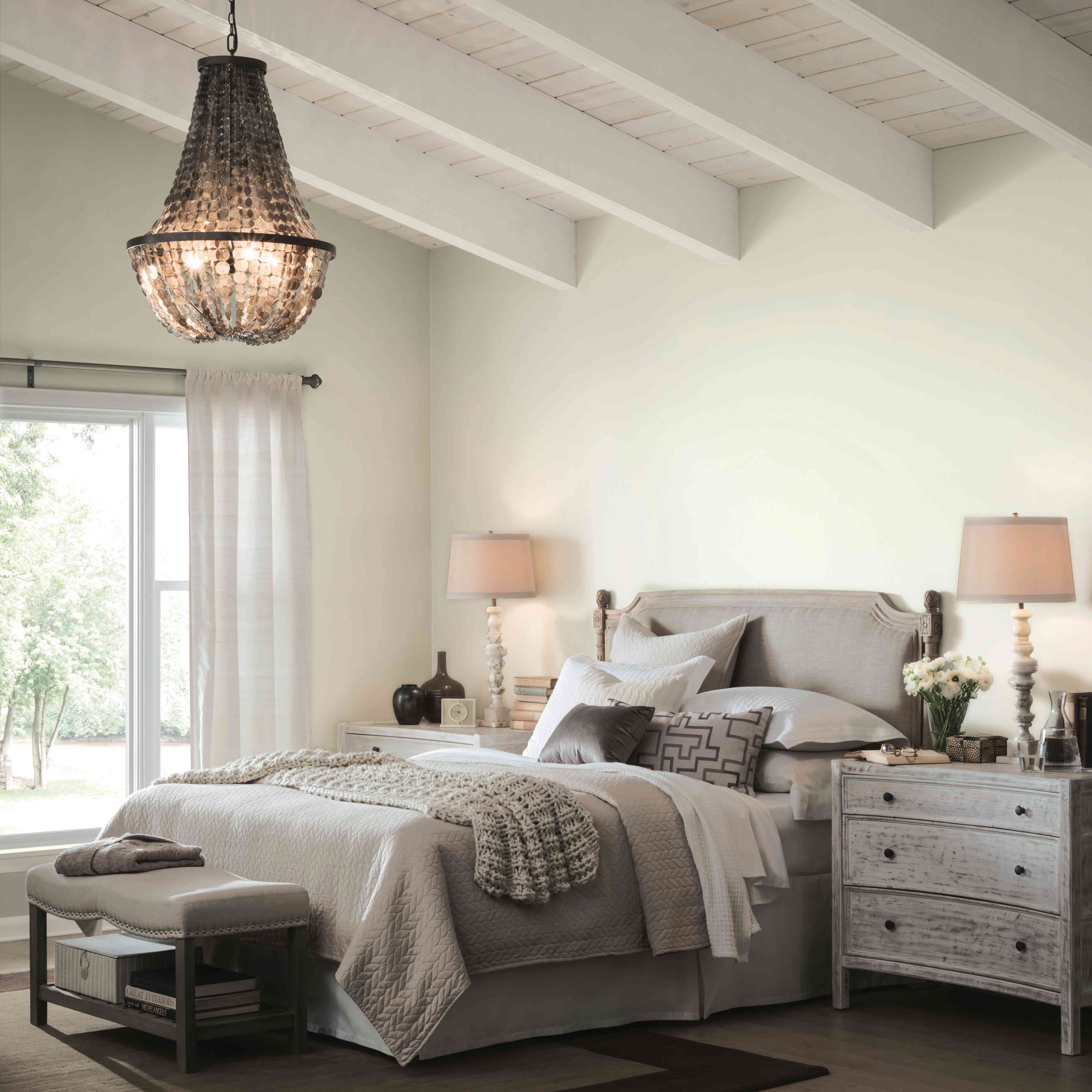 Sherwin Williams -我们是长筒袜的白人