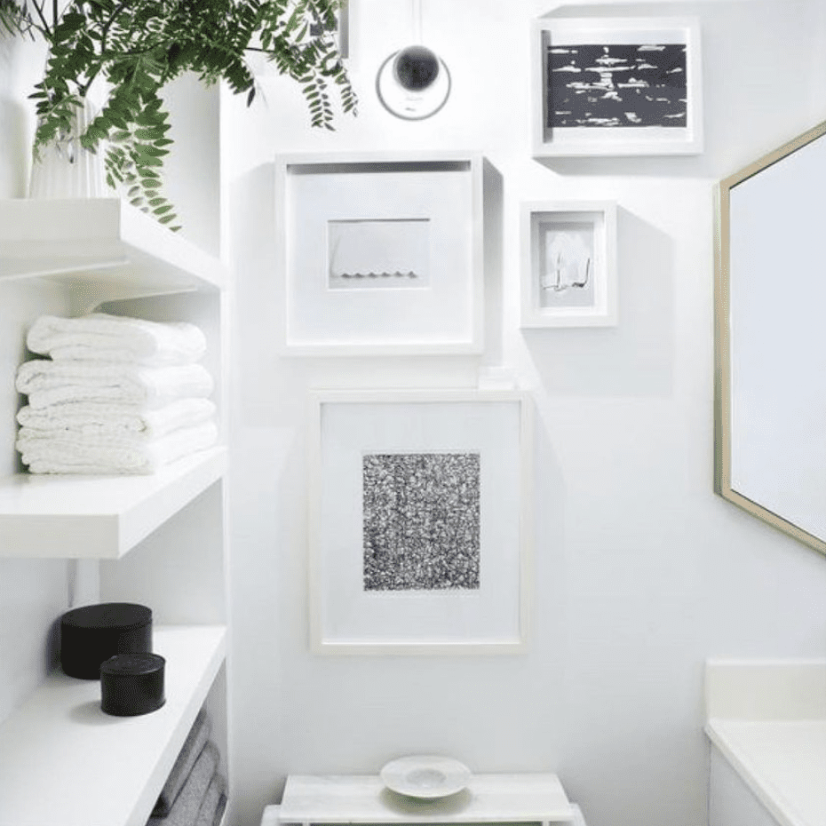 关于厕所的可爱的艺术件。