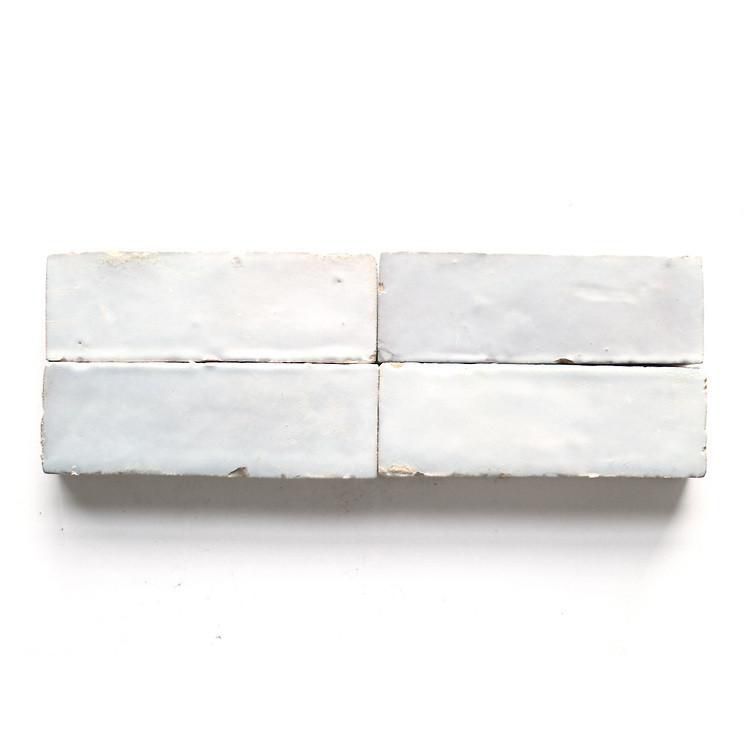 风化白瓷砖，浴室瓷砖