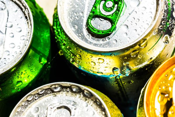 拉根水罐的顶部。