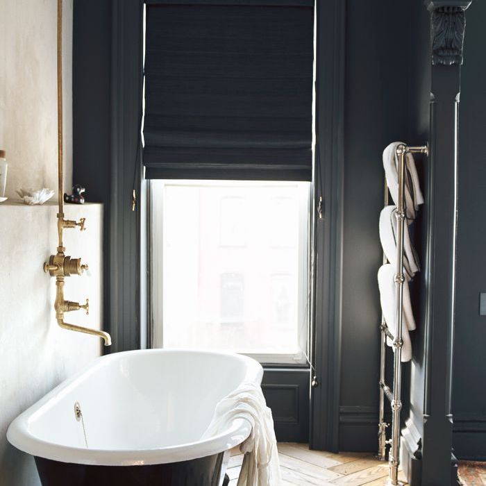 带有复古造型和装饰的浴室