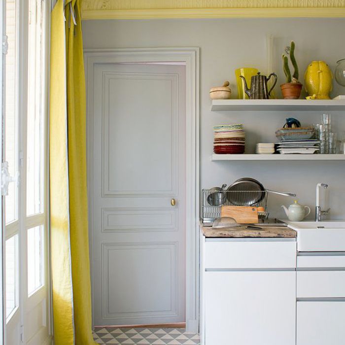 声明天花板 - 黄色漆