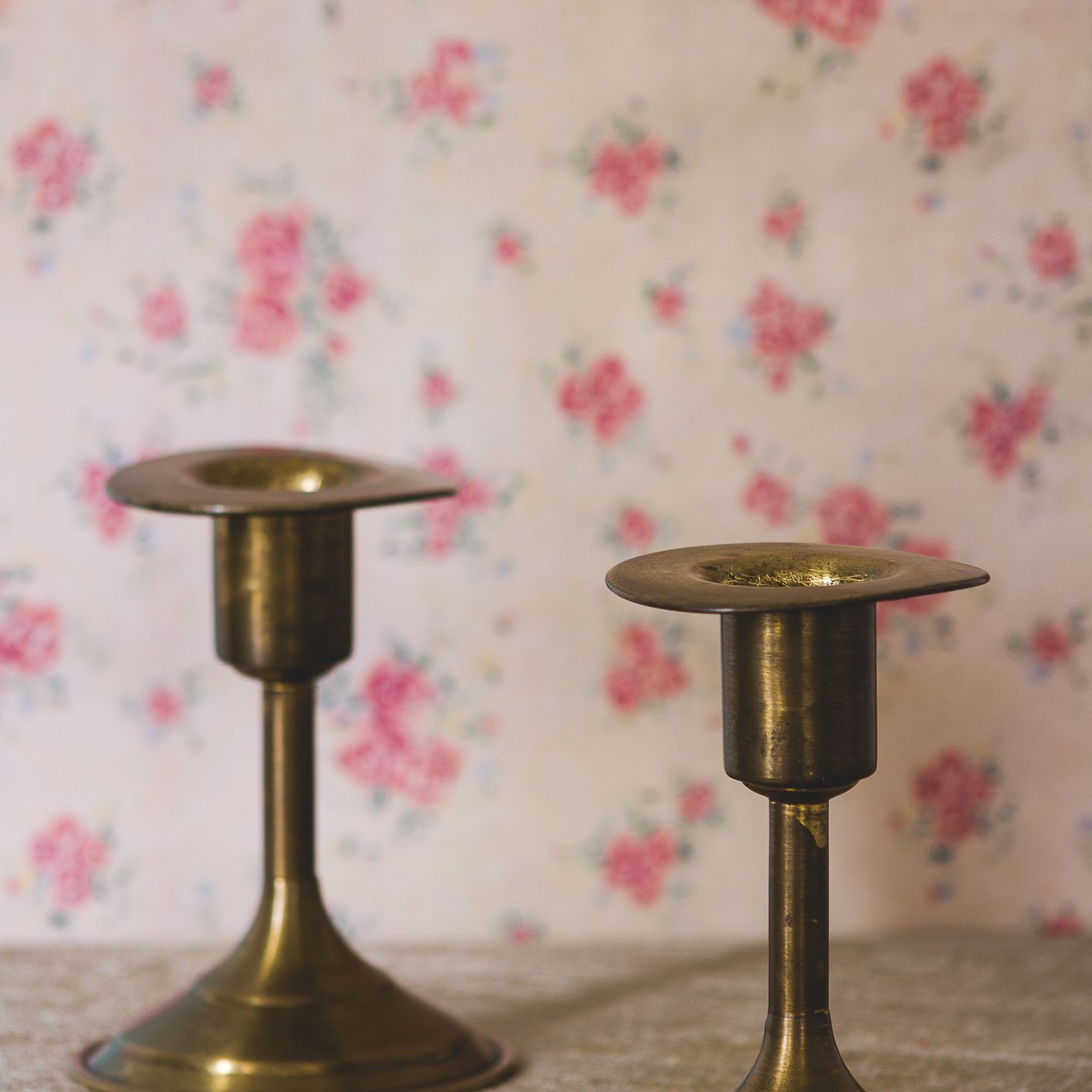 如何清洁黄铜烛台