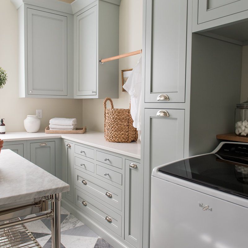 有过敏原洗衣机循环的洗衣房