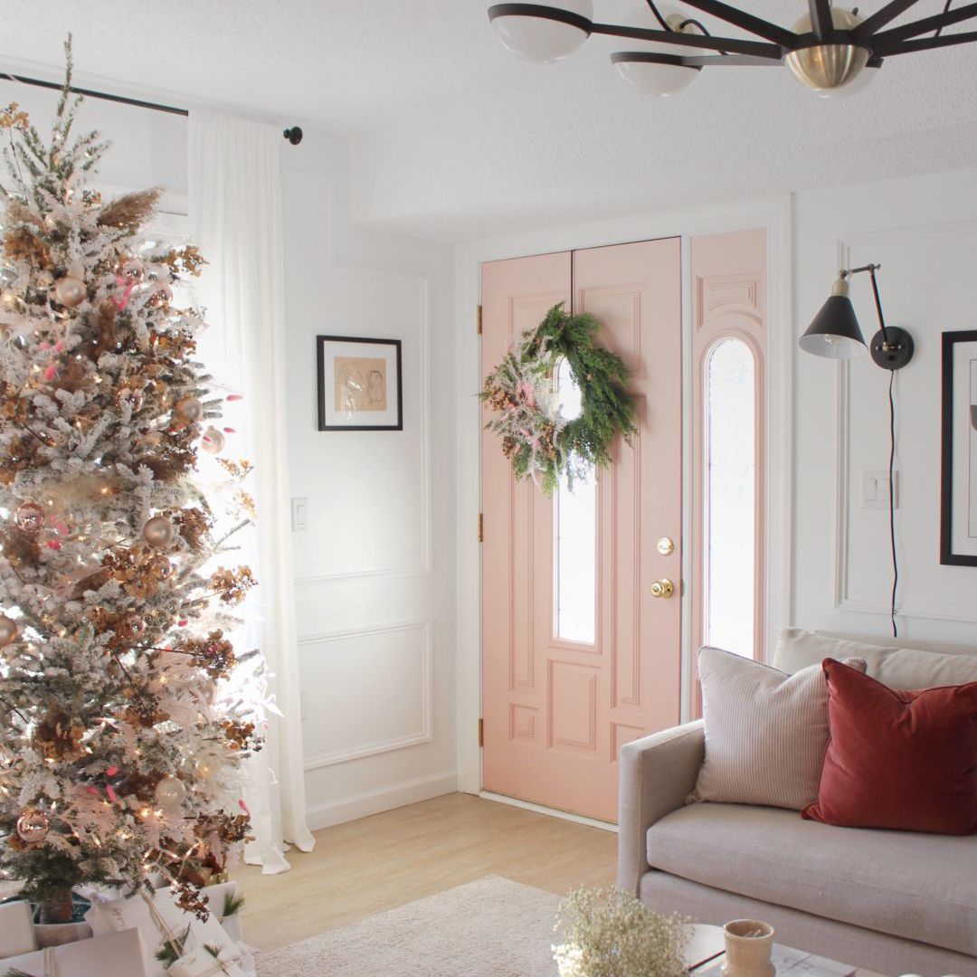 粉红色主题的圣诞装饰