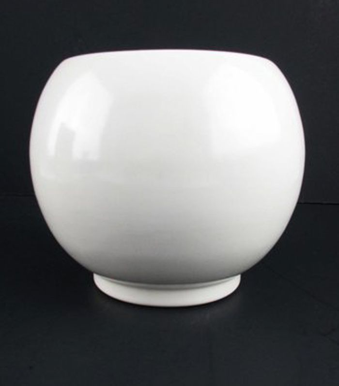 伊茜象牙地球花瓶