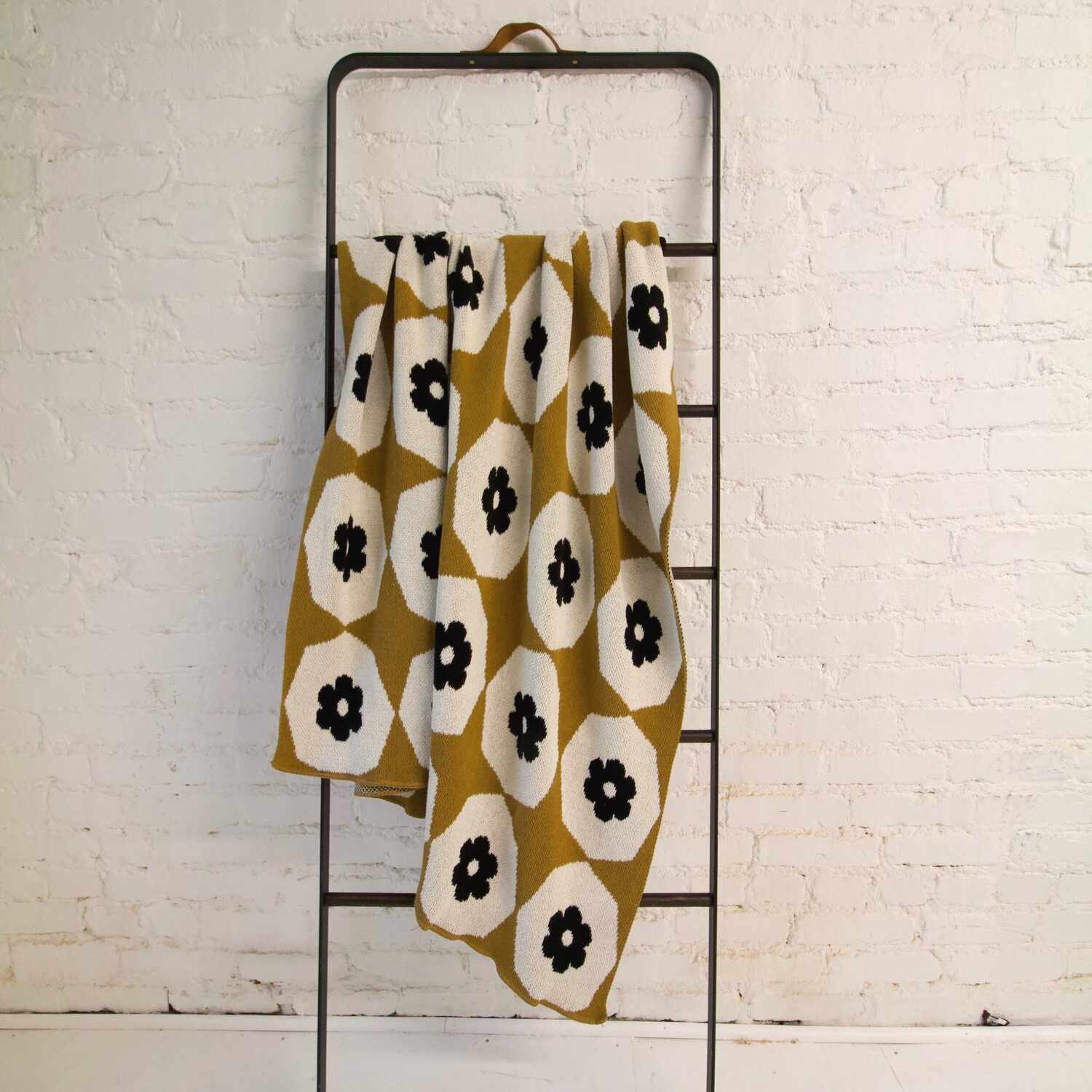 幸福的栖息地印度投掷。