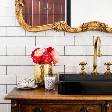 华丽的浴室水池