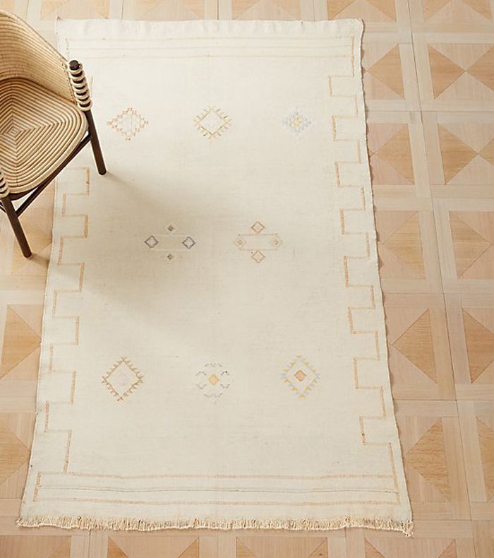 CB2褪色的浅灰色仙人掌真丝地毯