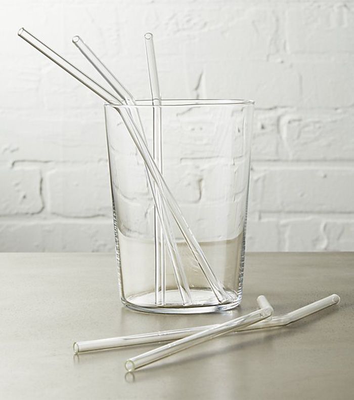 设定的8个玻璃吸管