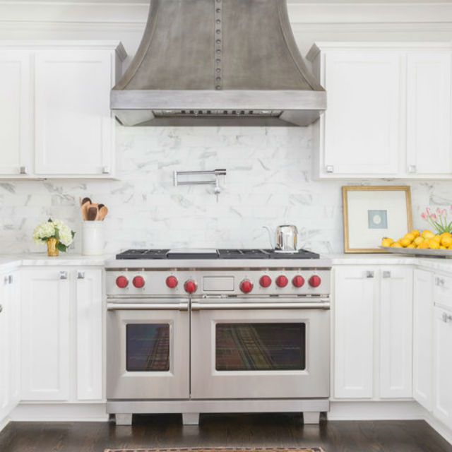 大理石厨房的backsplash