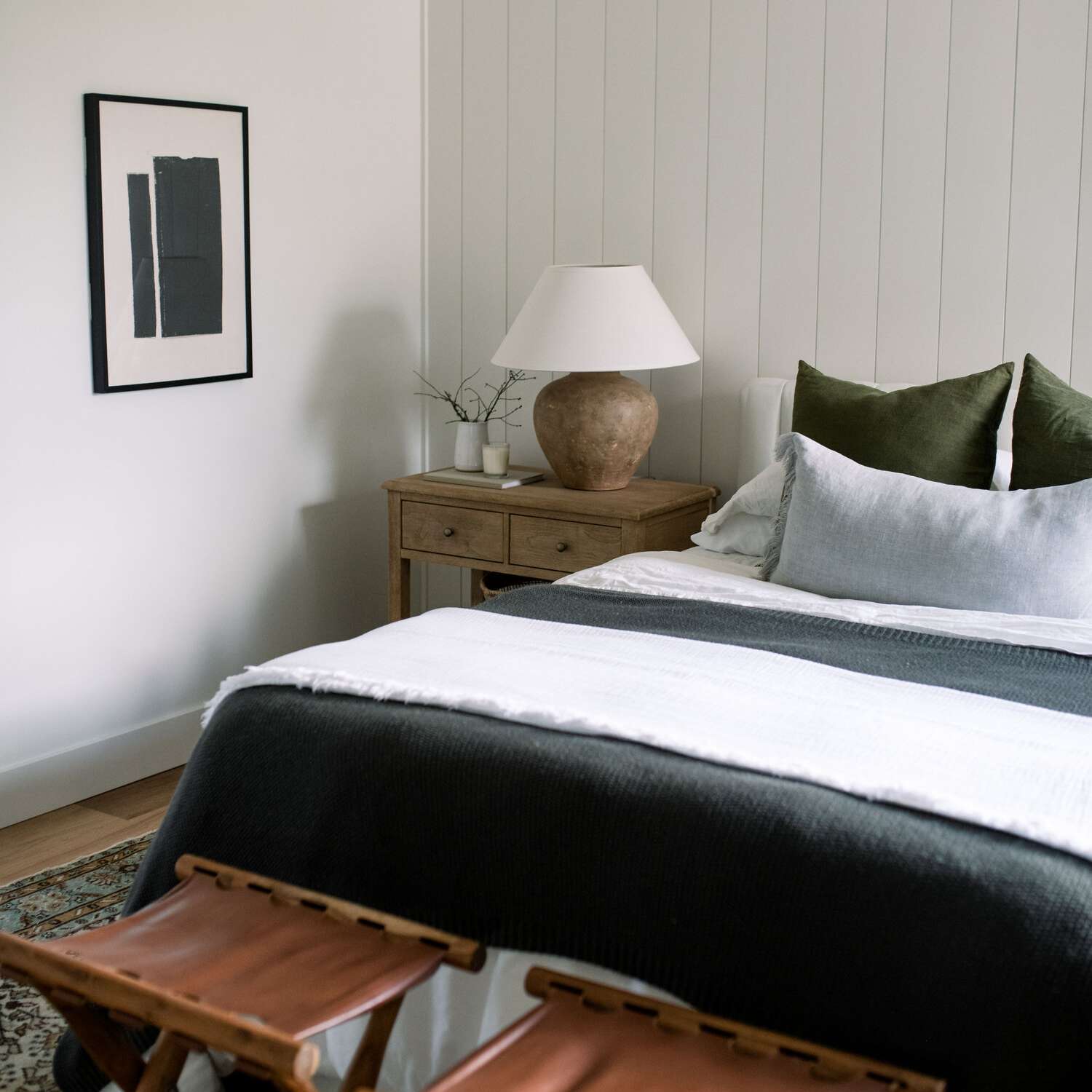 最好的卧室的想法 - 搭叠在墙壁上