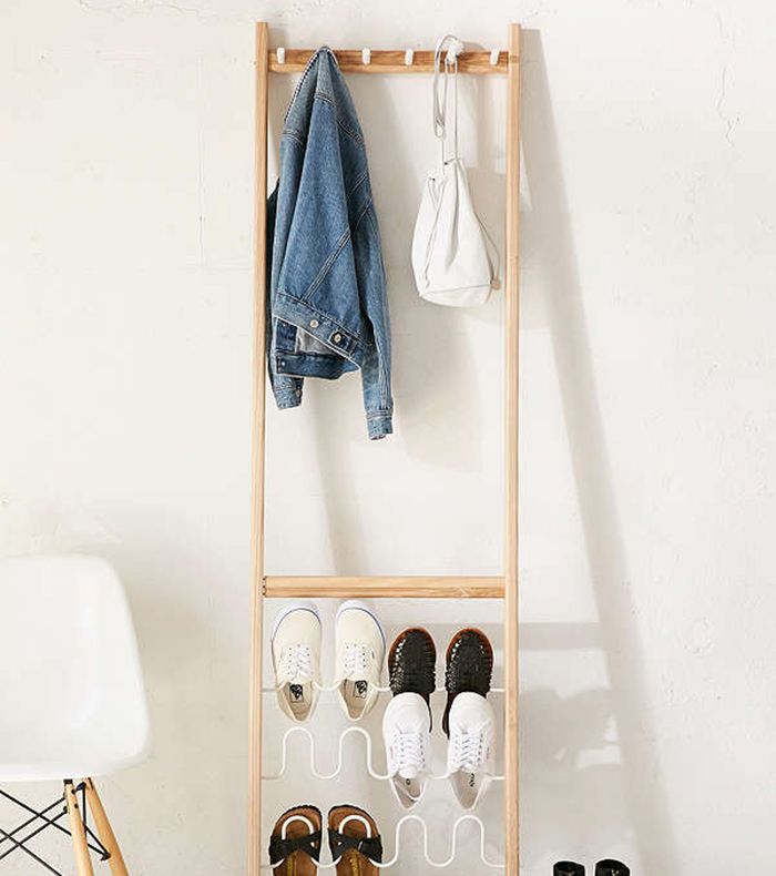 城市户外用品店Leanera倾斜鞋店