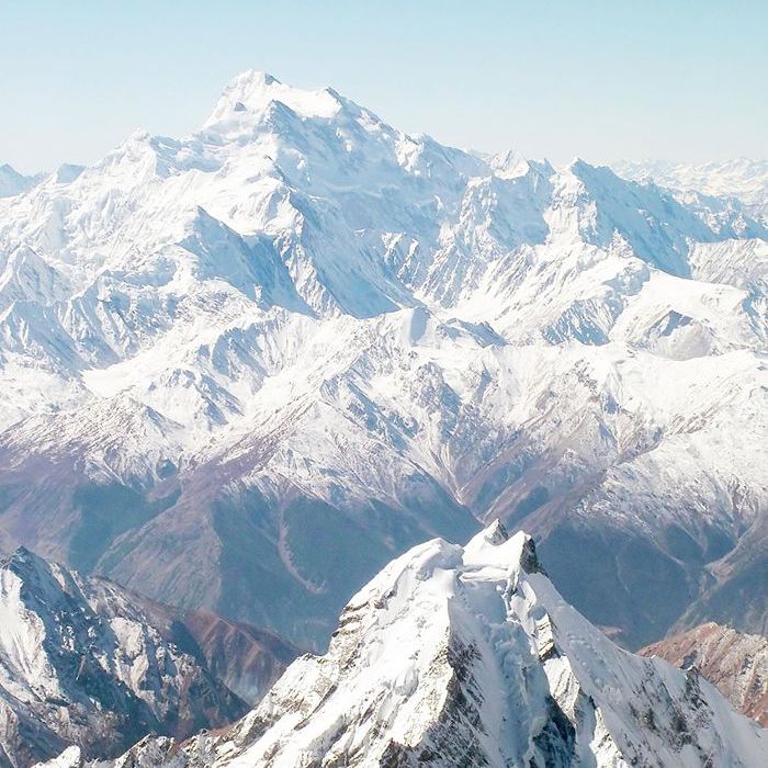 最高的山脉在世界上：南迦帕尔巴特峰