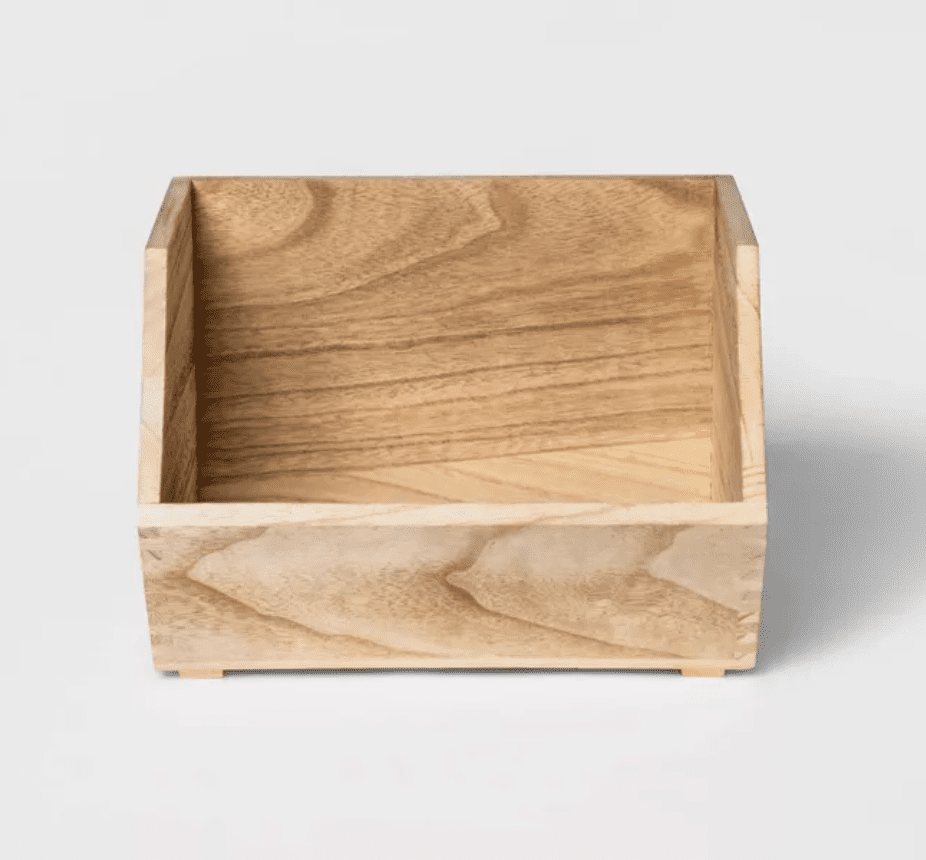 可堆叠的木质存储箱自然