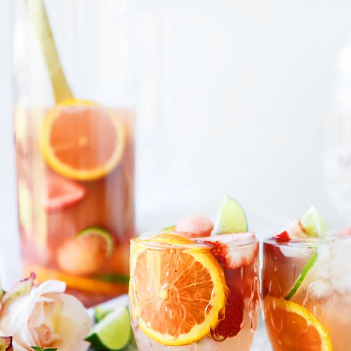 玫瑰汽酒非酒精饮料的夏天